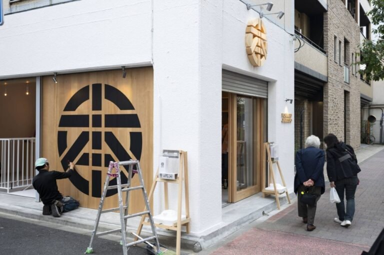 The Role of Japanese Bookstores in Promoting Local Authors
