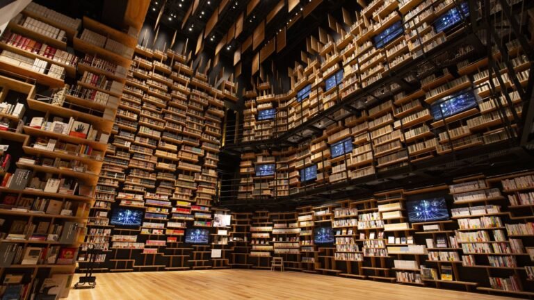 Top Manga-Focused Bookstores in Japan