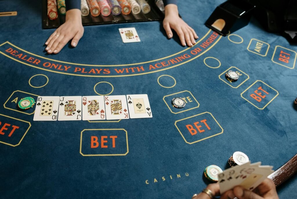 Jackpot Jill Review: Online Blackjack & Fast Withdrawal Fantasy Slots
